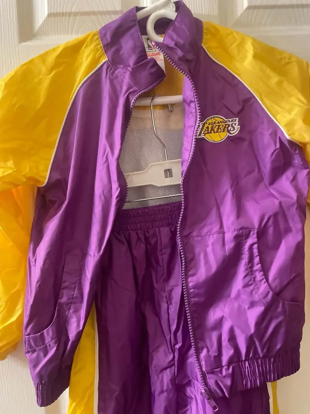 Vintage Kid Athlete NBA Los Angeles Lakers Kids Nylon Windbreaker Tracksuit Set